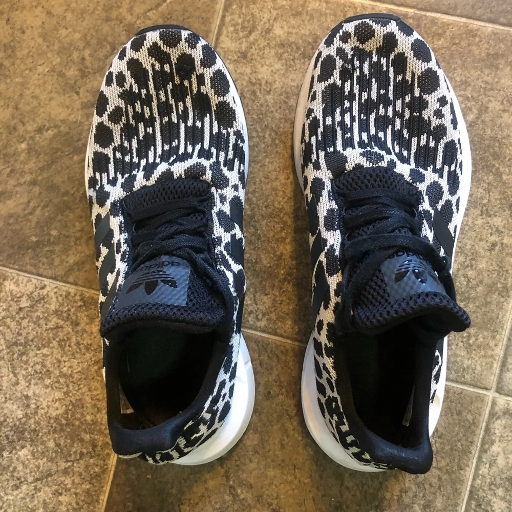 ADIDAS Originals Women's Swift Run Shoes